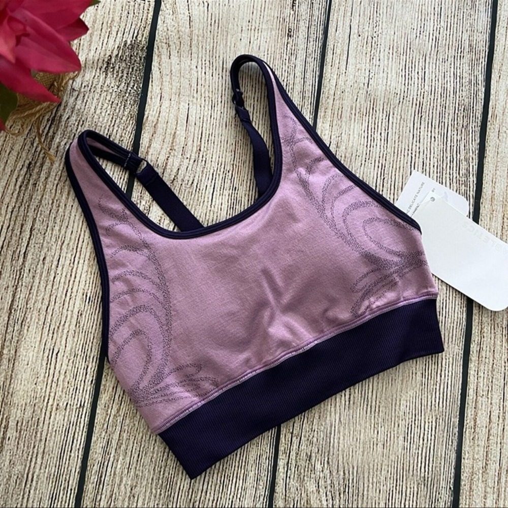 E1 - NWT purple FABLETICS sleeveless Eliza seamless women's active sports bra XS